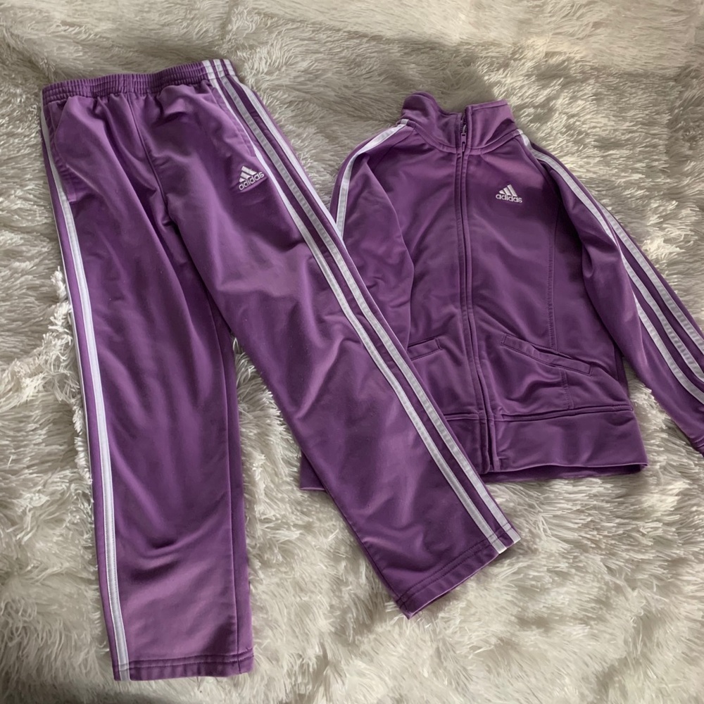 🤸🏼‍♀️💜Girls adidas track suit. Jacket/pants